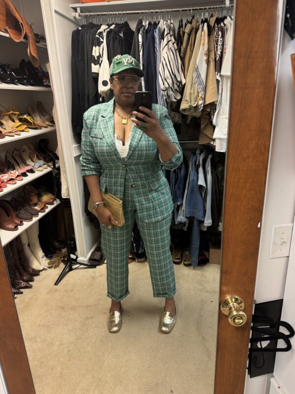 Bossy Posh - Image 2
